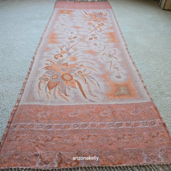 NWOT 100% Wool Jacquard Scarf Coral/Soft Orange - Picture 4 of 14